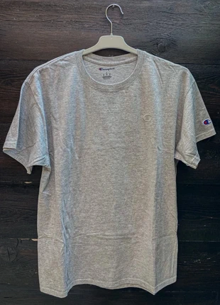 T-shirt Champion vintage – Taille L, marque: Champion, état: Très bon état, taille: L, 6,00 €, 7,00 € Protection acheteurs (Pro) incluse