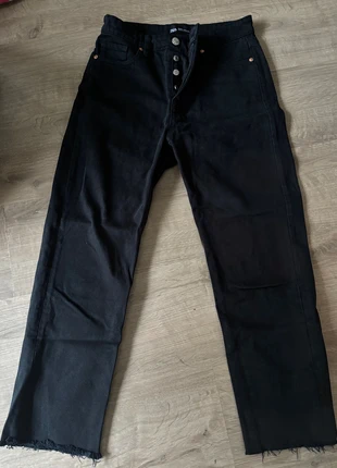Jean noir Zara, merk: Zara, staat: Heel goed, maat: S / 36 / 8, € 24,00, € 25,90 inclusief Kopersbescherming