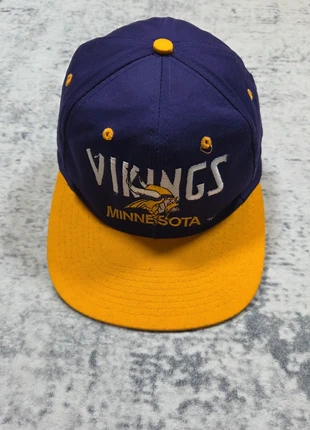 🧢 casquette vintage nfl minnesota vikings violette et jaune taille adulte logo brodé, marca: NFL, estado: Muy bueno, tamaño: 58, 49,99 €, 53,19 € Protección al comprador Pro incluida