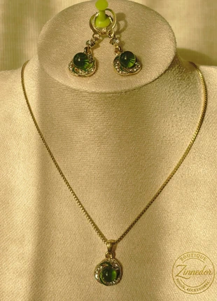 Parure dorée pierre verte – Collier & boucles d'oreilles (EN016), marca: Articles, estado: Nuevo sin etiquetas, 8,50 €, 9,63 € Protección al comprador Pro incluida