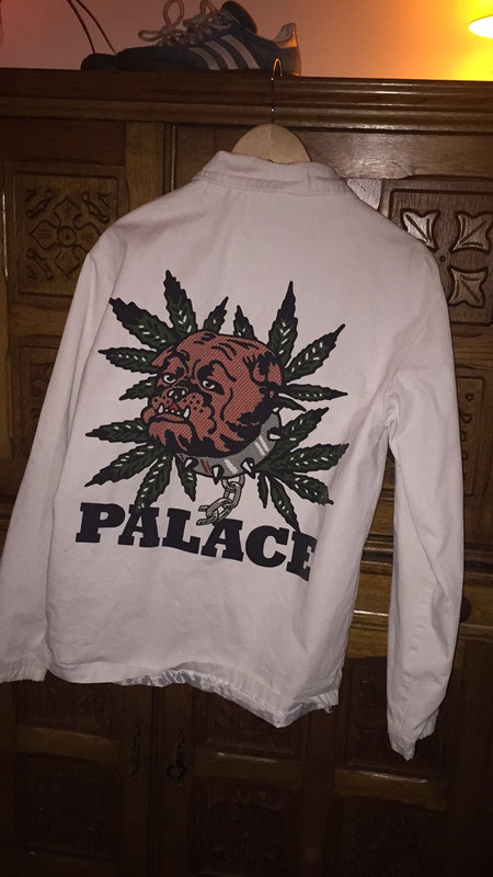 Palace bulldog hoodie sales