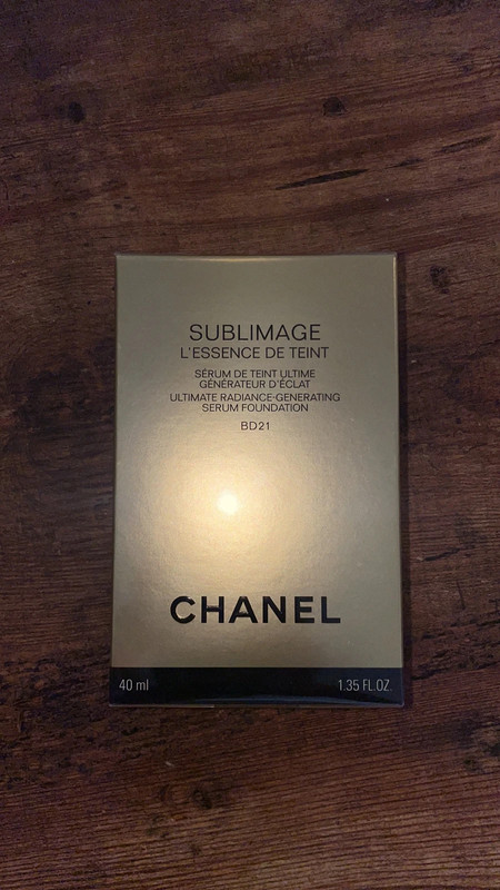 Chanel sublimage l'essence de teint - Vinted