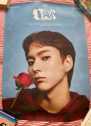 Poster Xdinary Heroes Ode de l’album Overload, état: Bon état, 2,00 €, 2,80 € Protection acheteurs incluse