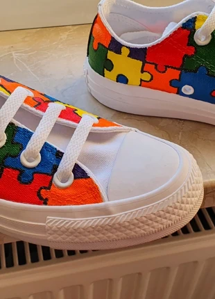 Chucks Converse Selfmade, merk: Converse, staat: Heel goed, maat: 36, € 100,00, € 105,70 inclusief Kopersbescherming