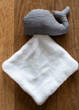 Doudou baleine, état: Neuf sans étiquette, taille: Taille unique, 1,00 €, 1,75 € Protection acheteurs incluse