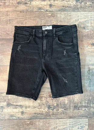 Black Distressed Denim Shorts – Bershka, Size EUR 44, marca: Bershka, estado: Muy bueno, tamaño: W34 | ES 44, 6,00 €, 7,00 € Protección al comprador incluida