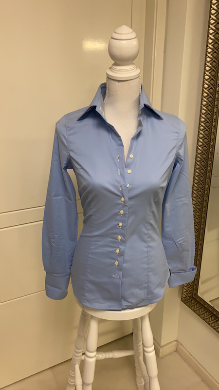lobby slinger Bewonderenswaardig Circle of Gentlemen dames getailleerde blouse maat 34 blauw - Vinted