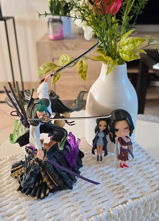 Lot figurine Onepiece, marque: OnePiece, état: Très bon état, taille: Prématuré, jusqu'à 44cm, 18,00 €, 19,60 € Protection acheteurs incluse