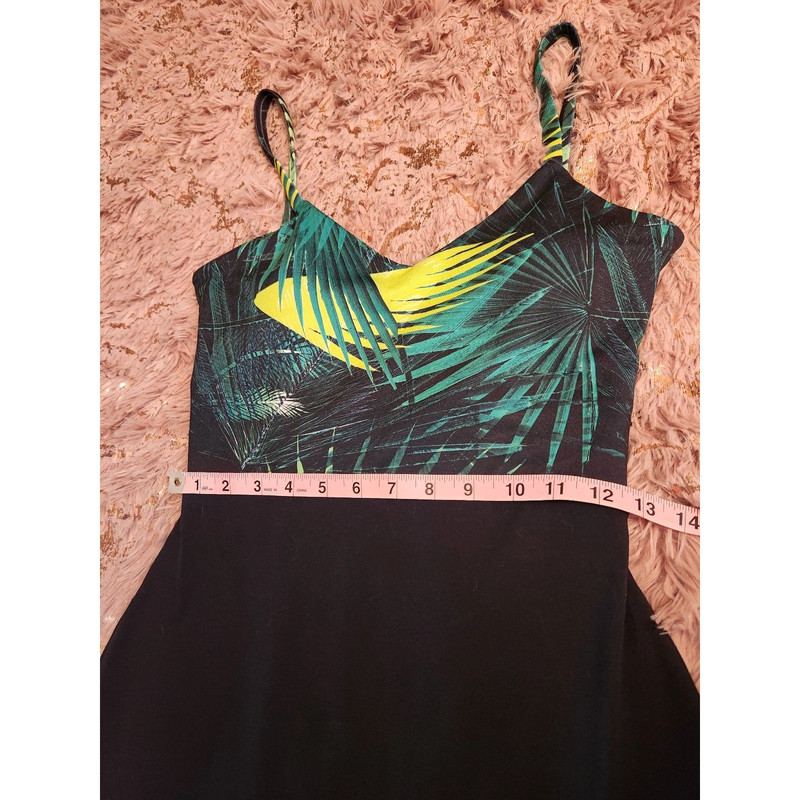 Fabletics Malindi Tropical Cut Out Dress Small 5