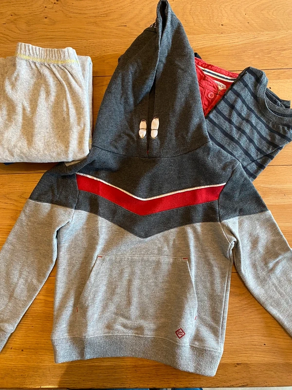 Lot de vêtements garçon 5 ans - photo numéro 6