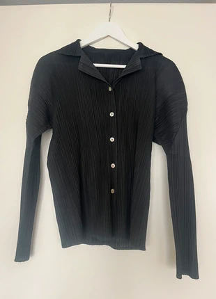 Pleats Please Issey Miyake, merk: Pleats Please Issey Miyake, staat: Heel goed, maat: M / 38 / 10, € 250,00, € 263,20 inclusief Kopersbescherming