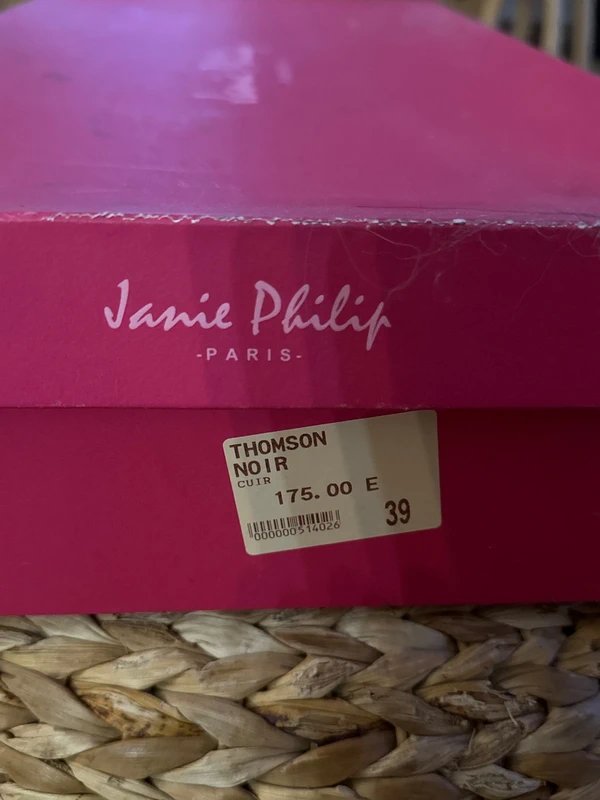 Bottes à talons en cuir - photo numéro 6