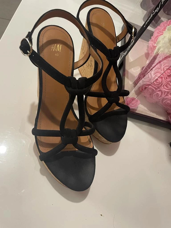 Chaussure 2025 compensée h&m