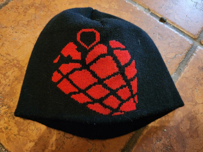 Green Day Logo - Heart Grenade - Embroidered Beanie 1