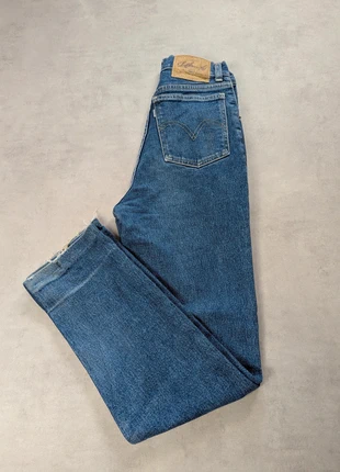 Jean Levi's ladies fit bleu FR30 L16JL1432, brand: Levi's, condition: Very good, size: XXXS / 30 / 2, €19.40, €21.07 includes Buyer Protection Pro