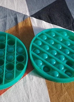 Fidget pop toy/set of 2, condition: Very good, size: One size, £1.00, £1.38 includes Buyer Protection