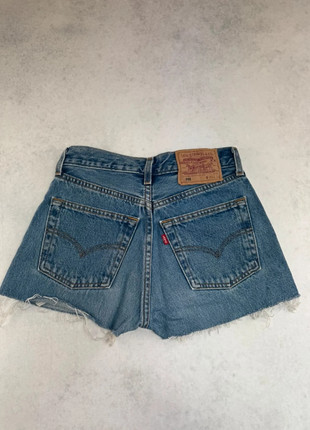 Short Levis 501 Femme FR34, marque: Levi's, état: Bon état, taille: XS / 34 / 6, 20,00 €, 21,70 € Protection acheteurs incluse