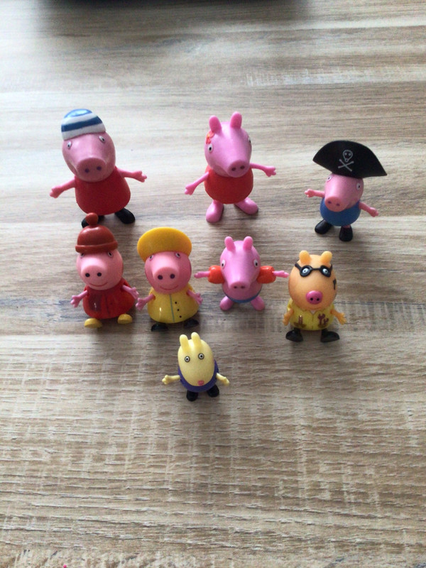 Lot figurines peppa pig