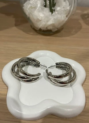 Boucles d'oreilles argentées style créoles, marke: Boutique Parisienne, zustand: Neu, 8,90 €, 10,05 € beinhaltet Vinted-Käuferschutz Pro