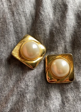Boucles d’oreilles clips dorées , staat: Heel goed, € 9,00, € 10,15 inclusief Kopersbescherming