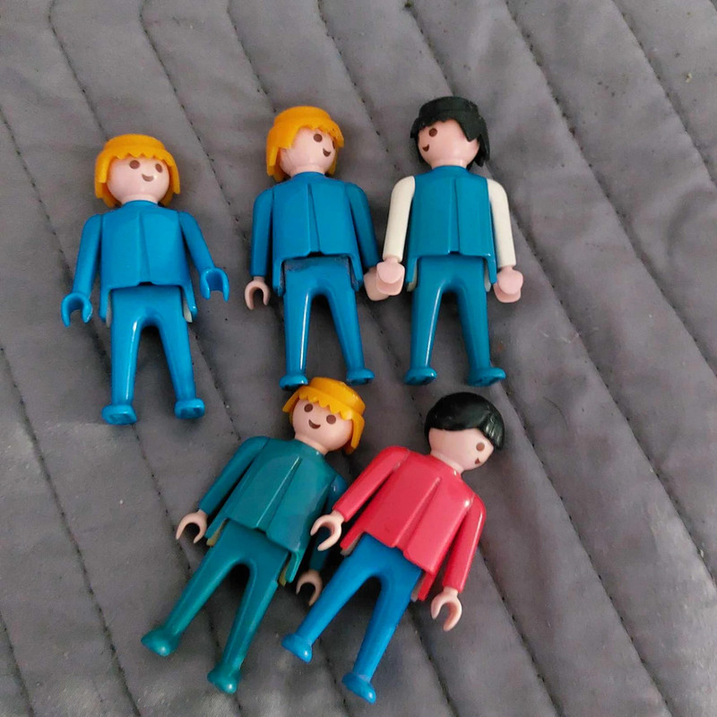 Lot 5 personnages playmobil anciens