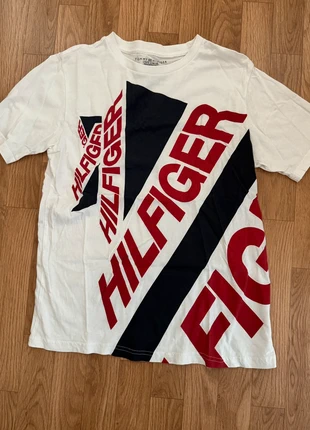 T shirt Tommy Hilfiger, brand: Tommy Hilfiger, condition: Very good, size: XS, €7.00, €8.05 includes Buyer Protection