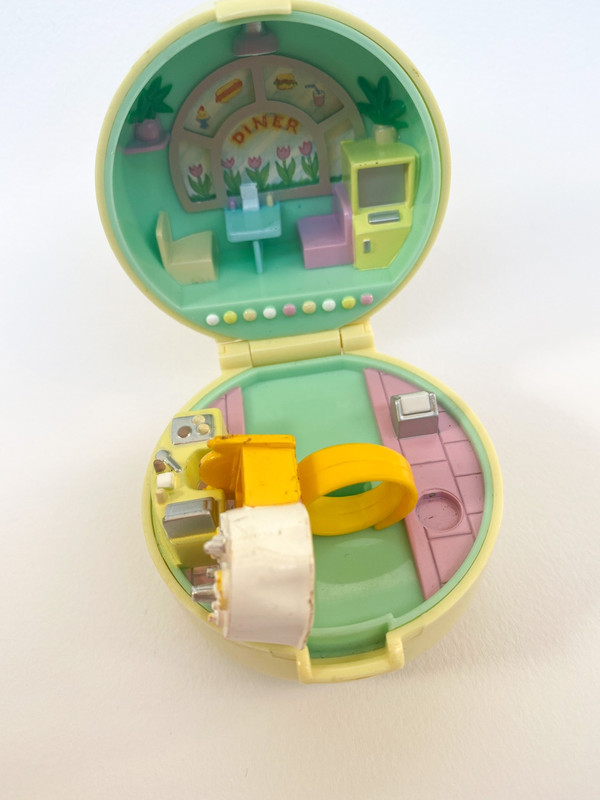 Polly pocket diner on sale