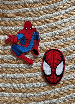 Lot de 2 ecussons thermocollant Spider Man, zustand: Sehr gut, 4,50 €, 5,43 € beinhaltet Vinted-Käuferschutz Pro