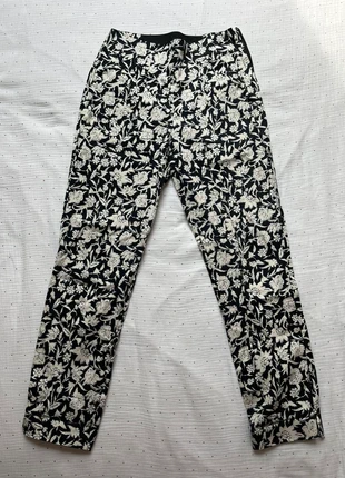 Pantalon Promod fleurs, marque: Promod, état: Très bon état, taille: S / 36 / 8, 8,00 €, 9,10 € Protection acheteurs incluse