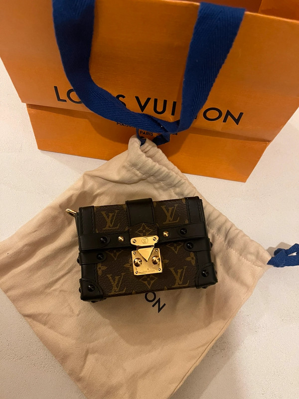 Écharpe Louis Vuitton - Vinted