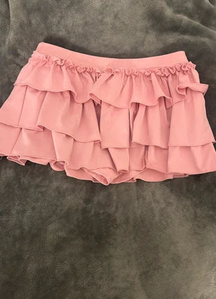Pink ruffle skirt, brand: Shein, condition: Very good, size: S, €3.00, €3.85 includes Buyer Protection