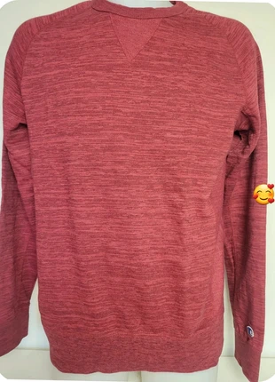 Pull bordeaux champion taille m en très bon etat, marque: Champion, état: Très bon état, taille: M, 8,00 €, 9,10 € Protection acheteurs incluse