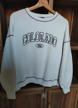 Sweat oversize blanc manches longues de chez Kiabi taille M, brand: Kiabi, condition: Good, size: M / 38 / 10, €1.00, €1.75 includes Buyer Protection Pro