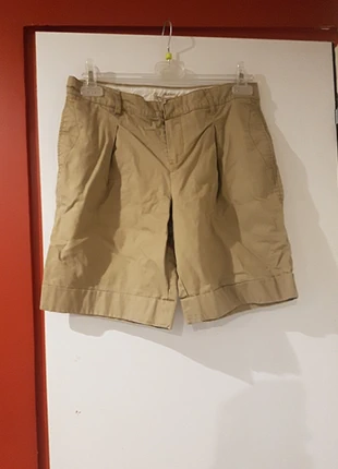 Short  été de marque Mango taille 40, brand: Mango, condizioni: Ottime, taglia: L / IT 44 / EU 40, €8.00, €9.10 include la Protezione acquisti