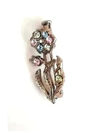 Broche fleur vintage métal argent vieilli et strass chic élégante, merk: Vintage, staat: Heel goed, € 7,00, € 8,05 inclusief Kopersbescherming