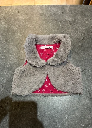 boléro bébé fille 12 mois, merk: Gémo, staat: Heel goed, maat: 9-12 maanden / 74 cm, € 3,00, € 3,85 inclusief Kopersbescherming