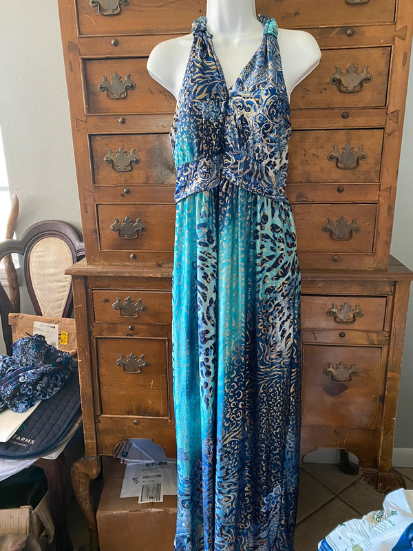 Woman’s Halter Style Maxi Dress Size XL by Shoreline 2