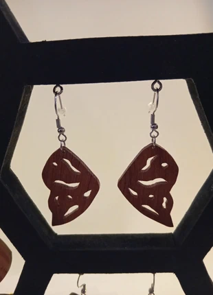 Boucles d'oreilles en bois, marque: Fait Main, état: Neuf sans étiquette, 12,00 €, 13,30 € Protection acheteurs incluse