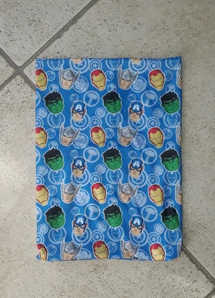 Tour de cou, brand: Avengers, condition: Very good, €2.00, €2.80 includes Buyer Protection