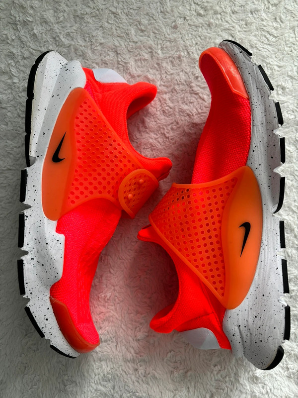 Nike Sock Dart SE Total Crimson Vinted