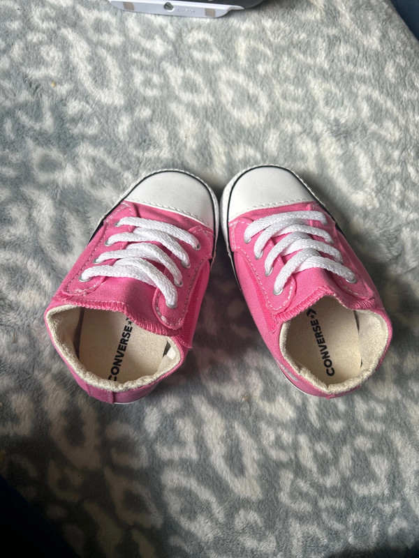Pink children baby converse Vinted