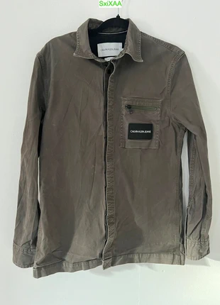 Calvin klein jeans denim jacke size M khaki 97% cotton autumn, marque: Calvin Klein Jeans, état: Très bon état, taille: M, 20,00 €, 21,70 € Protection acheteurs incluse