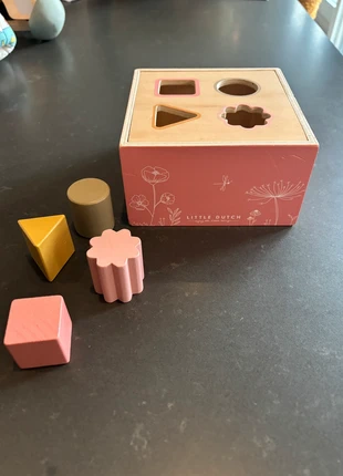 Little Dutch vormenstoof, merk: Little Dutch, staat: Heel goed, maat: 6-9 maanden / 68 cm, € 3,00, € 3,85 inclusief Kopersbescherming