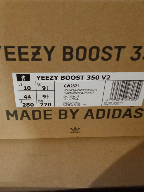 Vinted sale yeezy 5