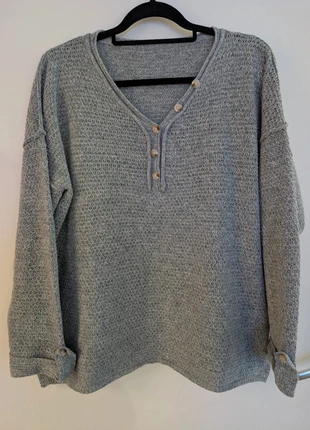 Pull gris col v femme d'hiver taille L Shein, marque: Shein, état: Très bon état, taille: L / 40 / 12, 6,00 €, 7,00 € Protection acheteurs incluse