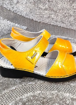 sandalen Stuppy eu 36 - 22,5 cm      (10/1/x/01), marca: Stuppy, estado: Muito bom, tamanho: 36, €31.90, €34.20 inclui Proteção do Comprador Pro