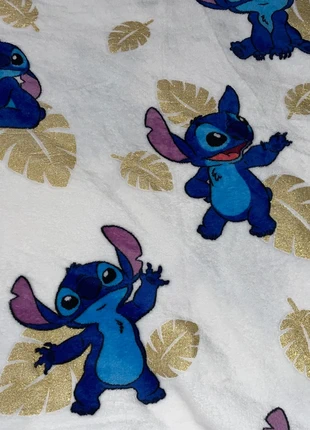 Plaid Stitch blanc, marque: Disney, état: Très bon état, 14,00 €, 15,40 € Protection acheteurs incluse