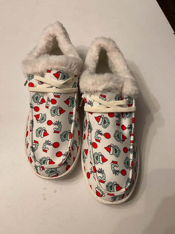 Christmas Grinch Faux Fur Size 11 Woman’s Slip On Shoes 3