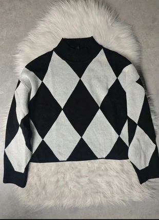 Pull court col montant à motif losange - Noir et Gris (Taille M) H&M Divided, marke: H&M Divided, zustand: Sehr gut, größe: M / 38 / 10, 6,00 €, 7,00 € inklusive Vinted-Käuferschutz