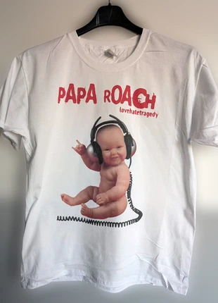 T-shirt bianca | Lovehatetragedy | Papa Roach, marke: nobrand, zustand: Sehr gut, größe: L, 13,00 €, 14,35 € beinhaltet Vinted-Käuferschutz Pro